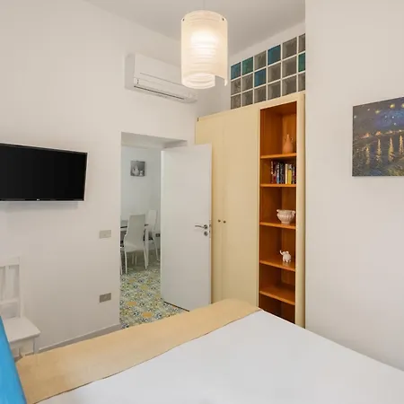 Brezza Marina-authentic Flat By The Appartamento Sorrento
