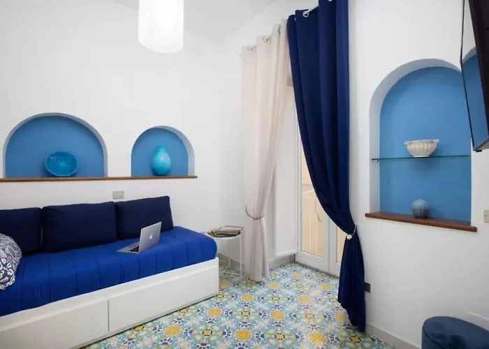 Brezza Marina-authentic Flat By The * Sorrente